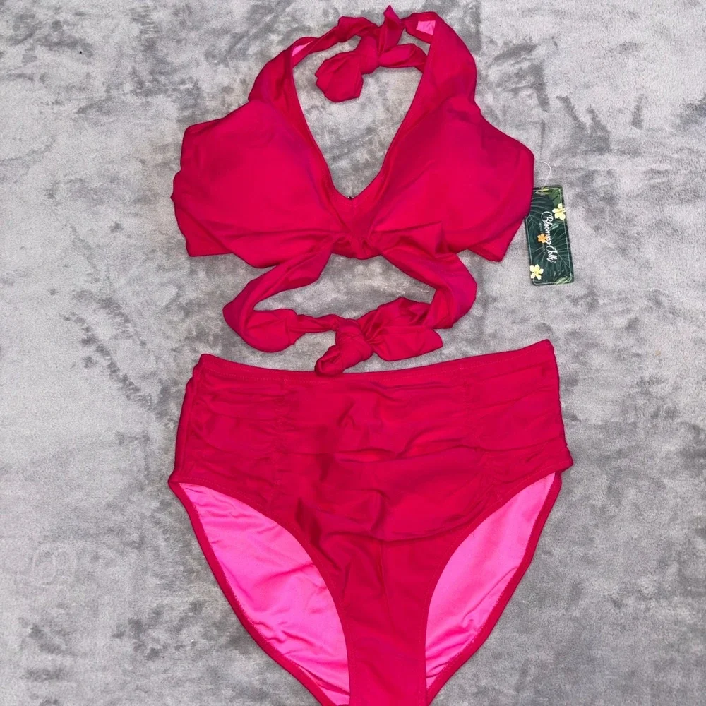 Blooming Jelly Two Piece Ruched Bikini Set‎ Womens Medium Red Beach High-Waisted